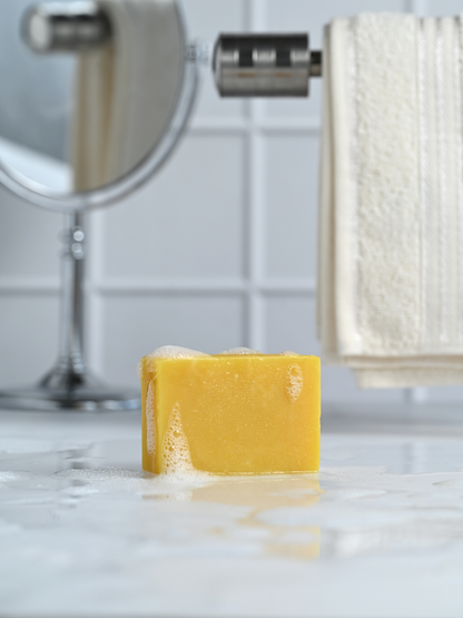 PREMIUM TURMERIC &amp; SAFFRON HANDMADE SOAP ( PARABEN &amp; SULPHATE FREE )