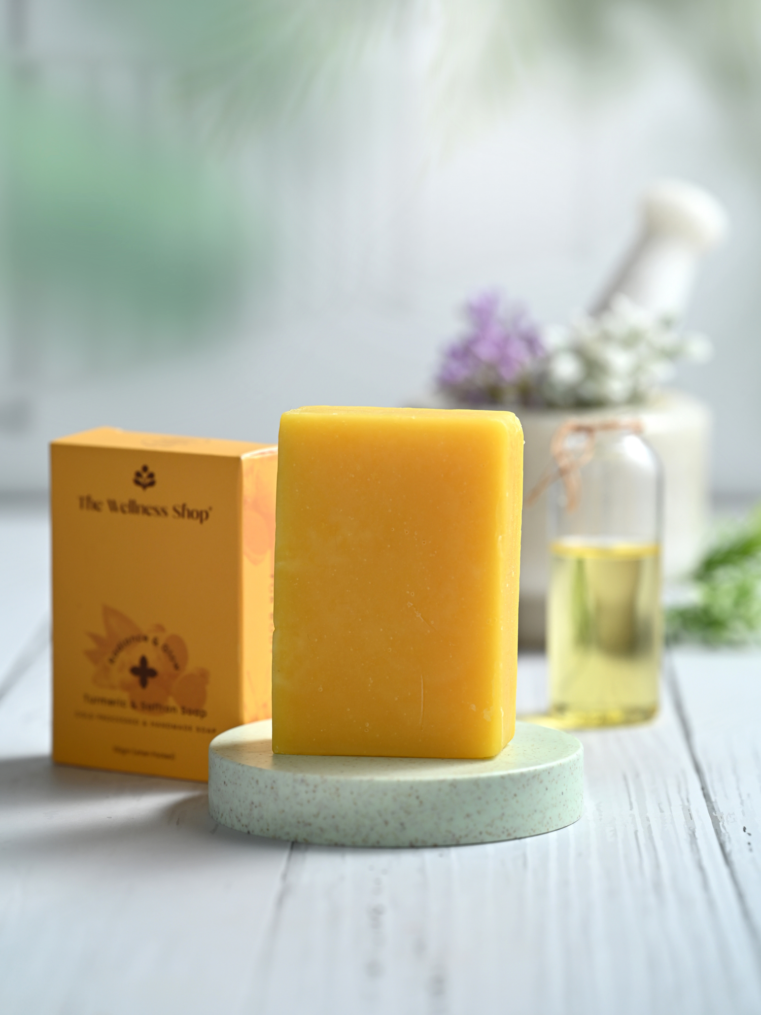 PREMIUM TURMERIC &amp; SAFFRON HANDMADE SOAP ( PARABEN &amp; SULPHATE FREE )